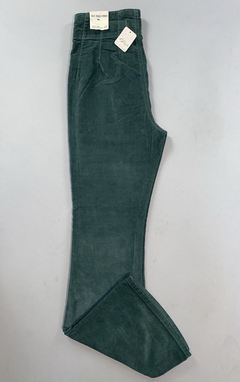 We The Free People OB1756745 Jayde Cord Flare Jeans in Huntress Green. Womens 29